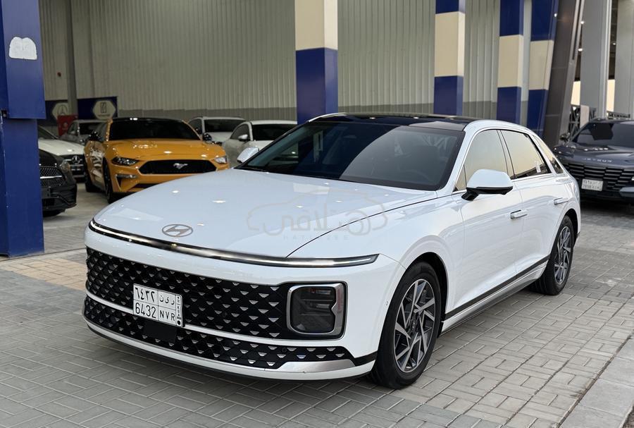 هيونداي أزيرا 2025 للبيع الرياض