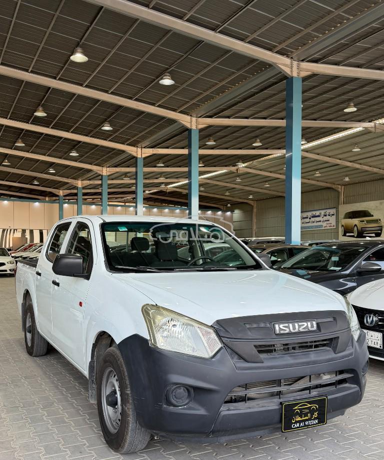 ايسوزو دى ماكس 2022 للبيع الرياض