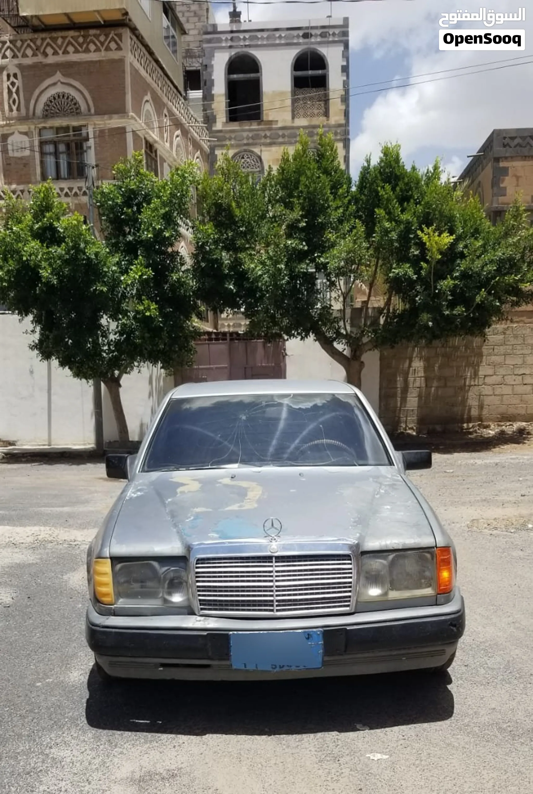 مرسيدس بنز 4 بسطون