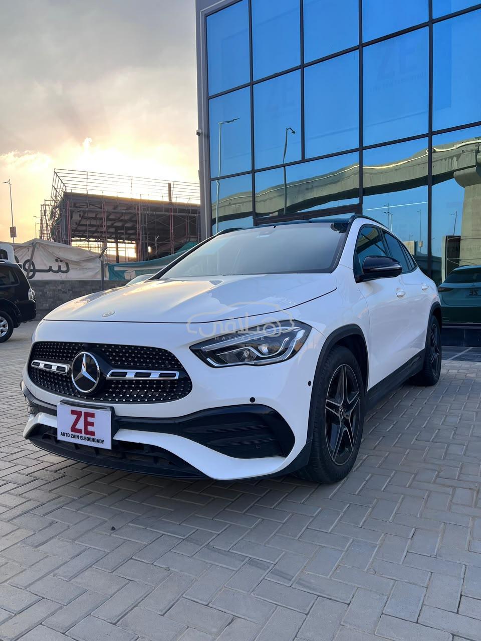 مرسيدس GLA 200 2021 للبيع مدينة الشيخ زايد