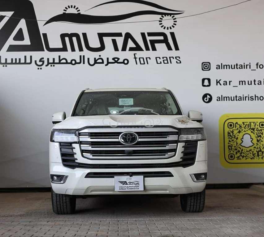 تويوتا لاند كروزر 2025 للبيع الرياض