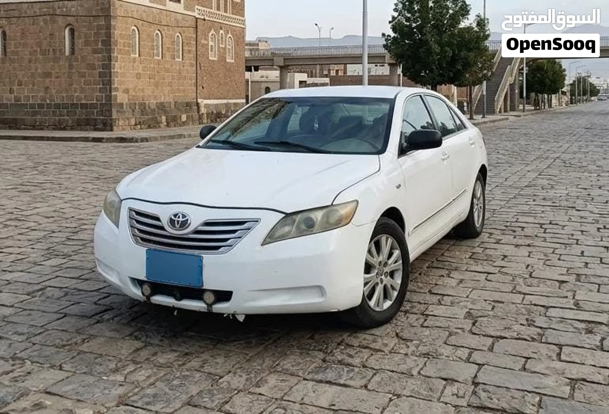 تويوتا كامري 2008 بترول 4 بسطون جير عادي