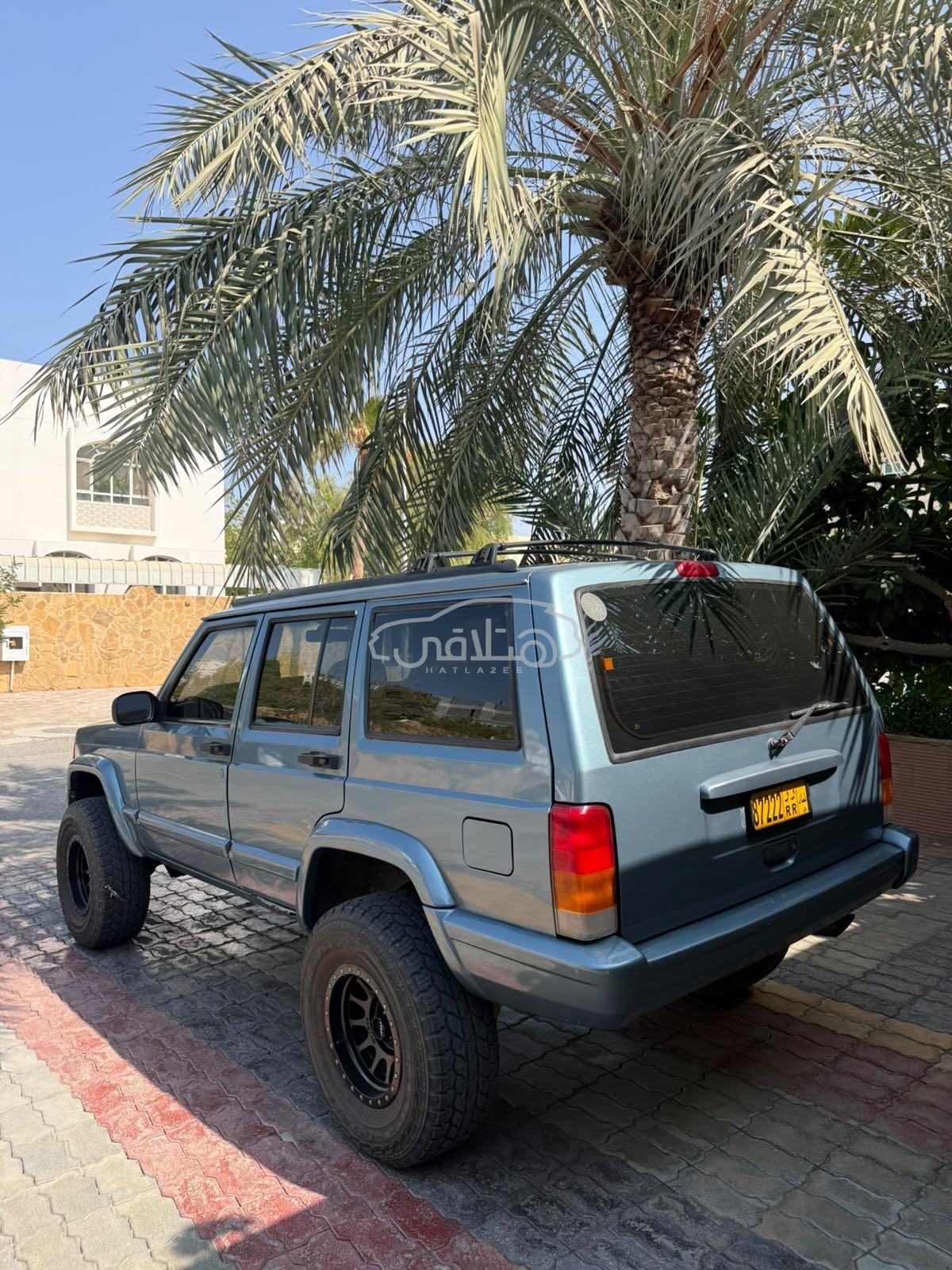 جيب شيروكي 1998 للبيع المعبيلة