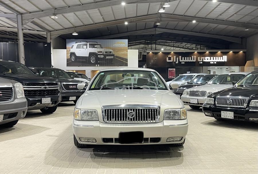 ميركوري جراند ماركيز 2009 للبيع الرياض