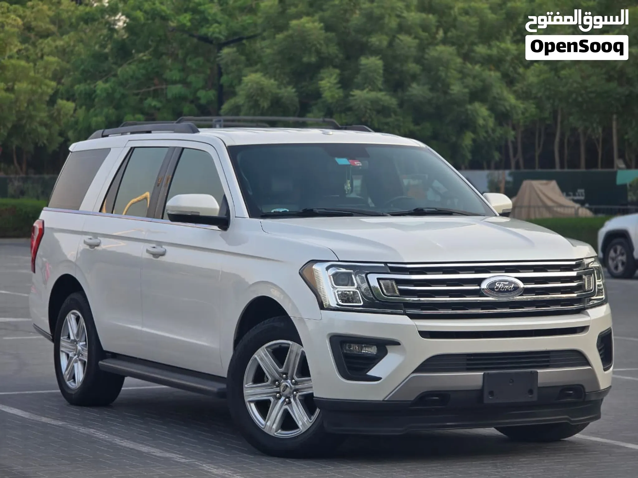 Ford Expedition XLT 2018