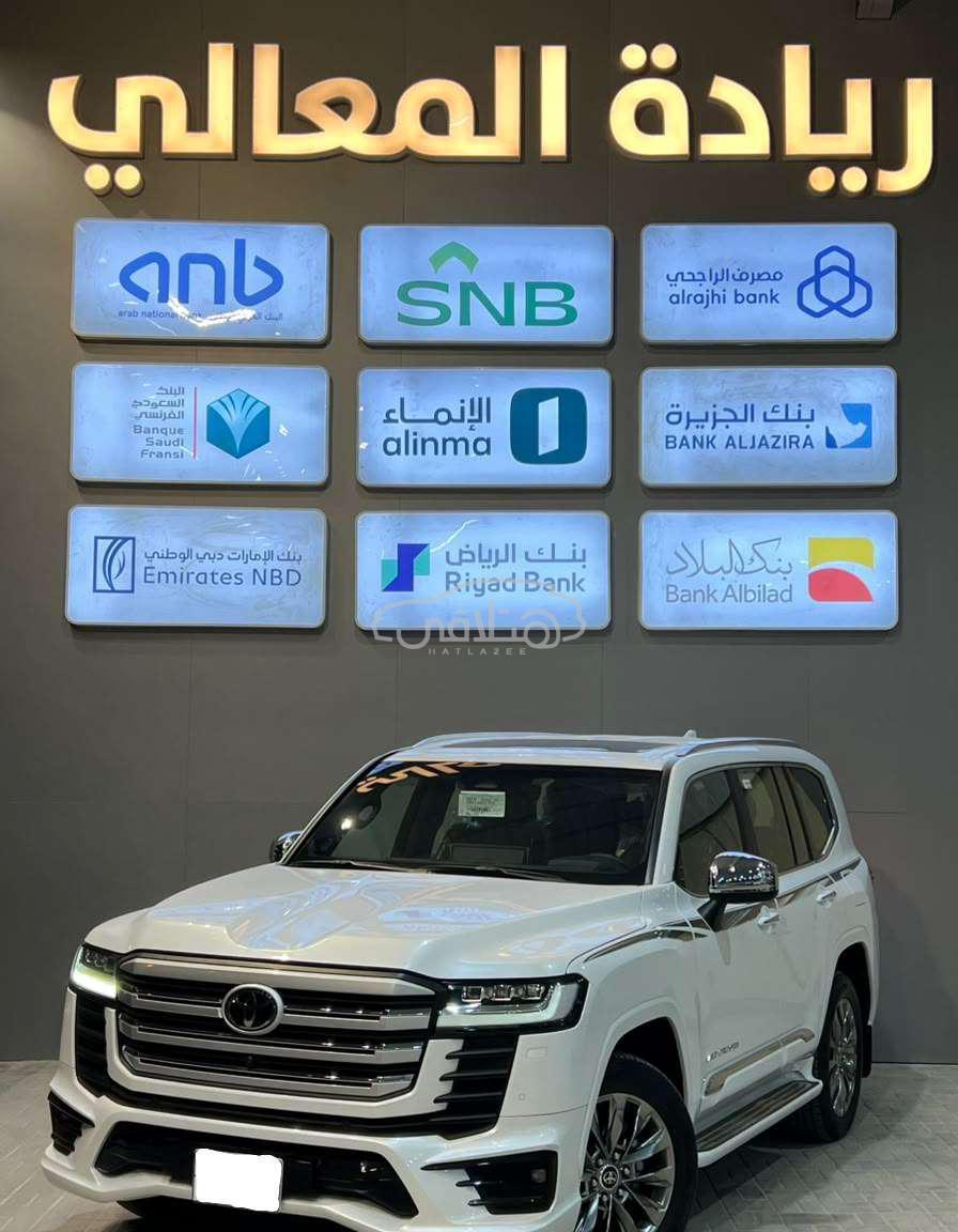 تويوتا لاند كروزر 2025 للبيع الرياض