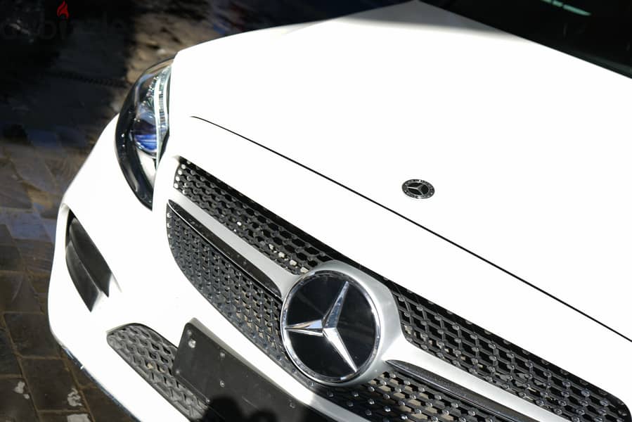 Mercedes-Benz C180 2023 convertible