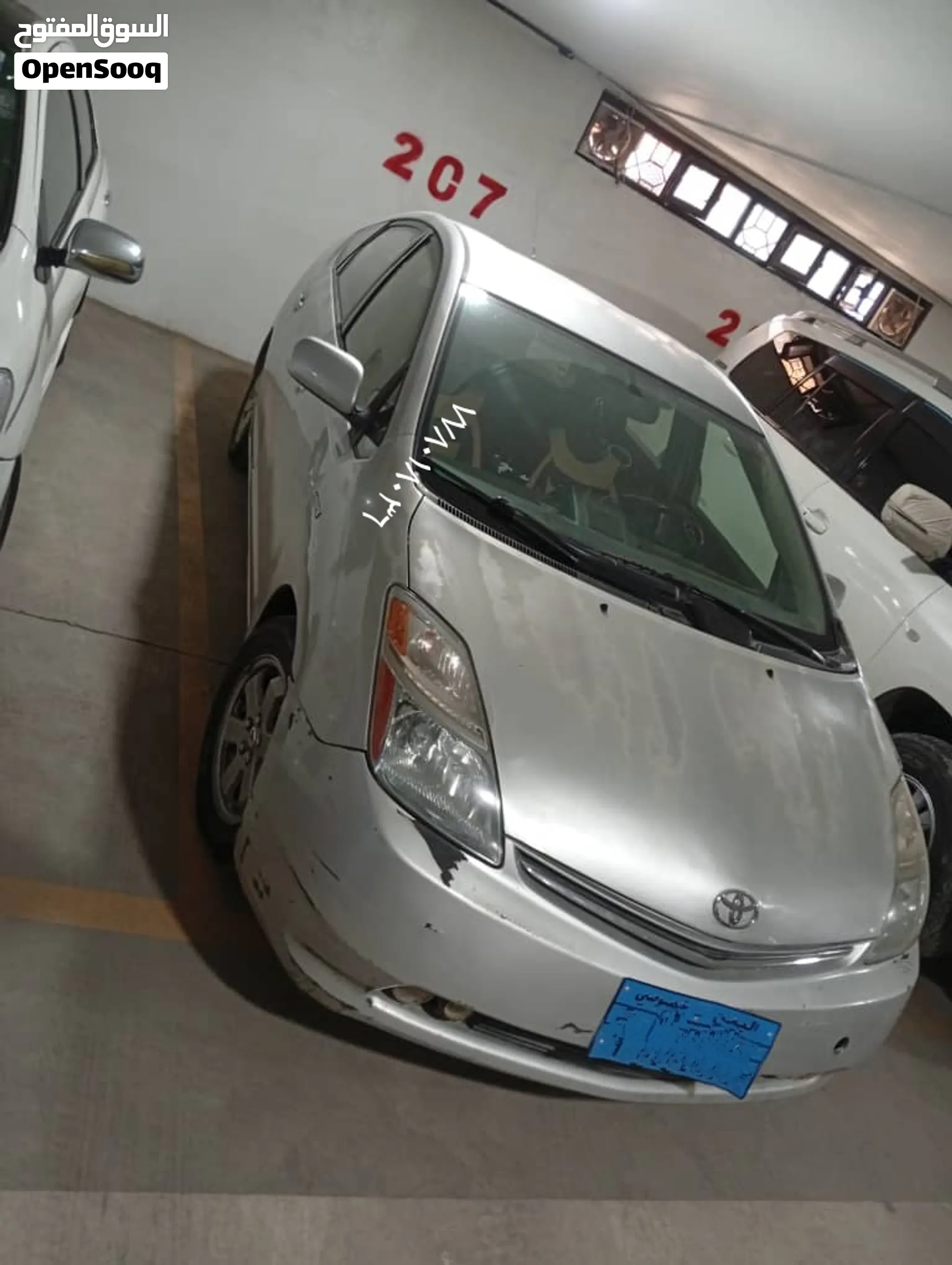 معي بريوس2007 اشتي ابيعها با2700دولار نظيف من كل شي