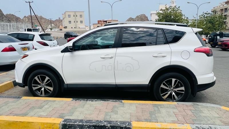 تويوتا راف فور 2018 للبيع مطرح