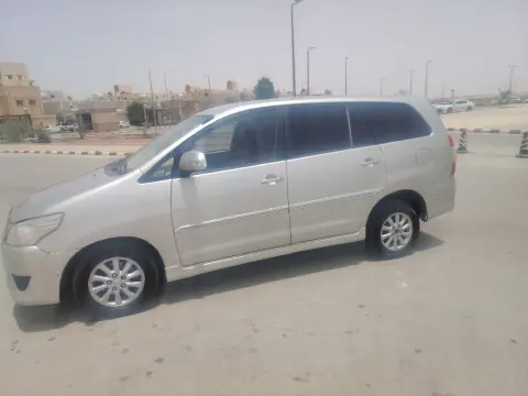 تويوتا أنوفا فان 2013 أوتوماتيك فل كامل