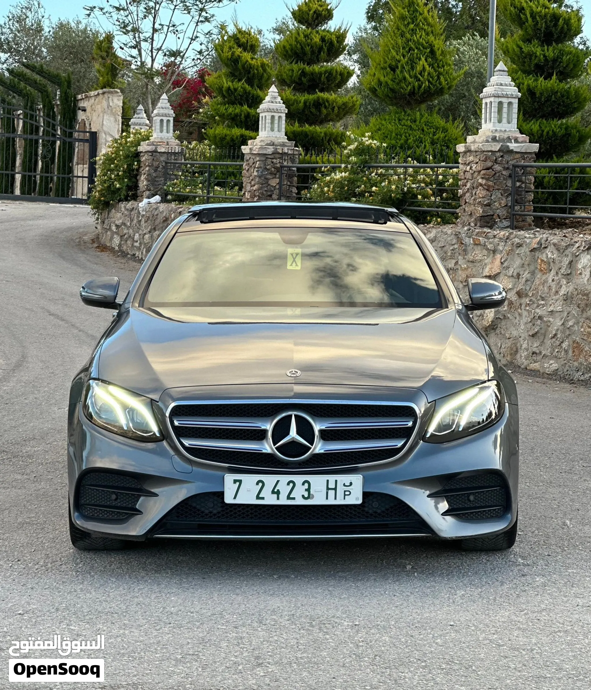 Mercedes-Benz E-Class E200