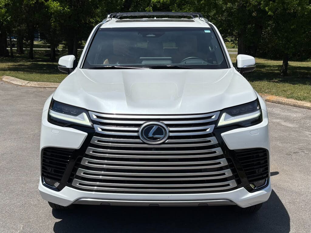 2025 لكزس LX 600 الفاخرة بالدفع الرباعي