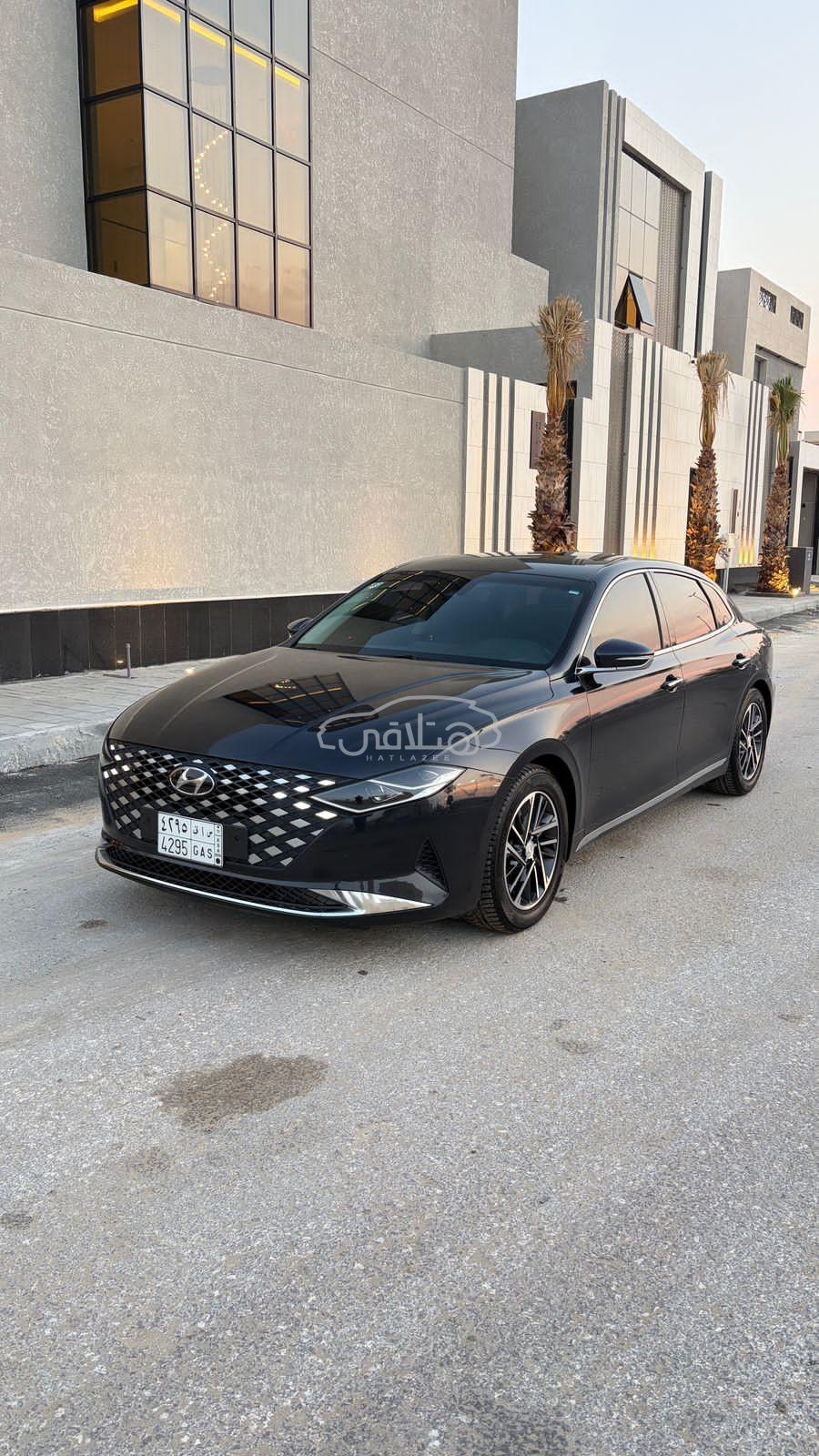 هيونداي أزيرا 2021 للبيع الرياض