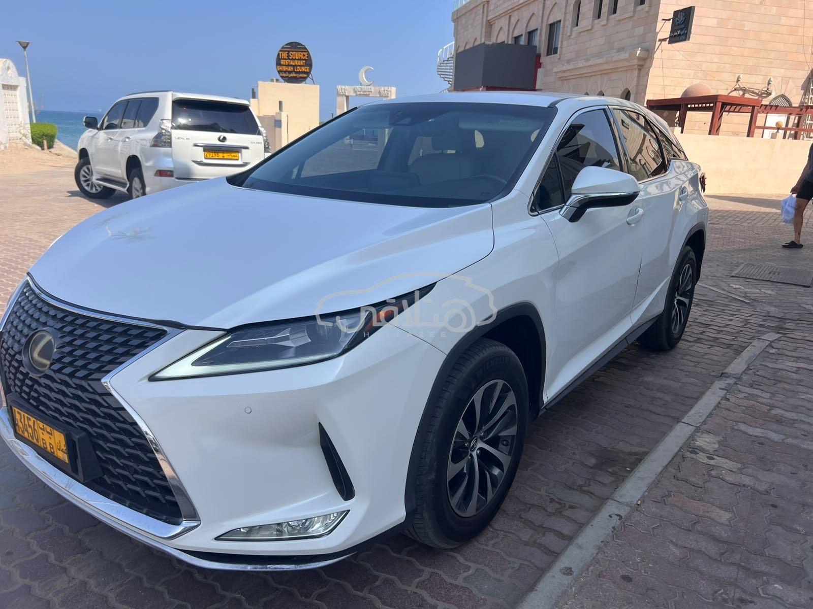 لكزس Rx 2020 للبيع القرم