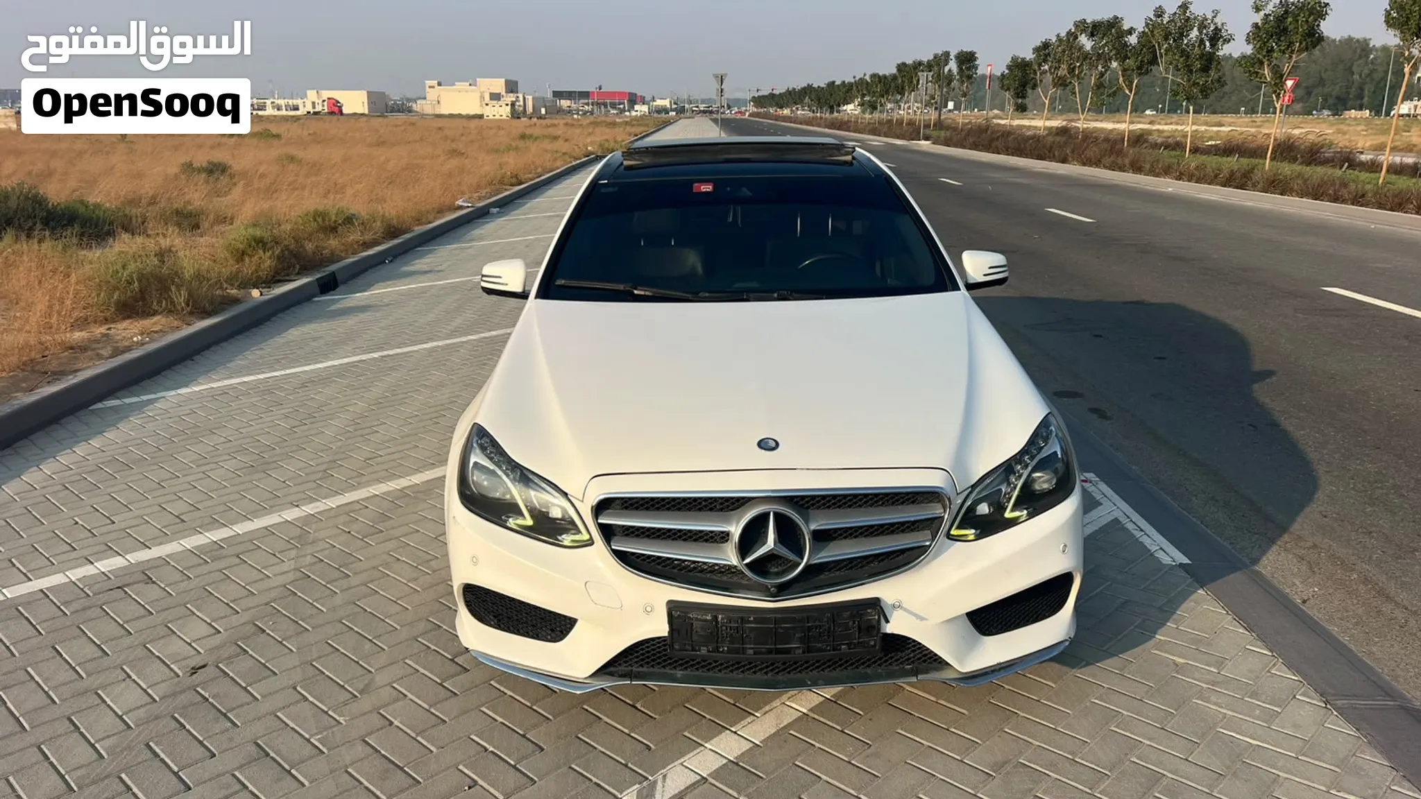 Mercedes E300 2014 GCC panorama مرسيدس خليجي حالة جيدة
