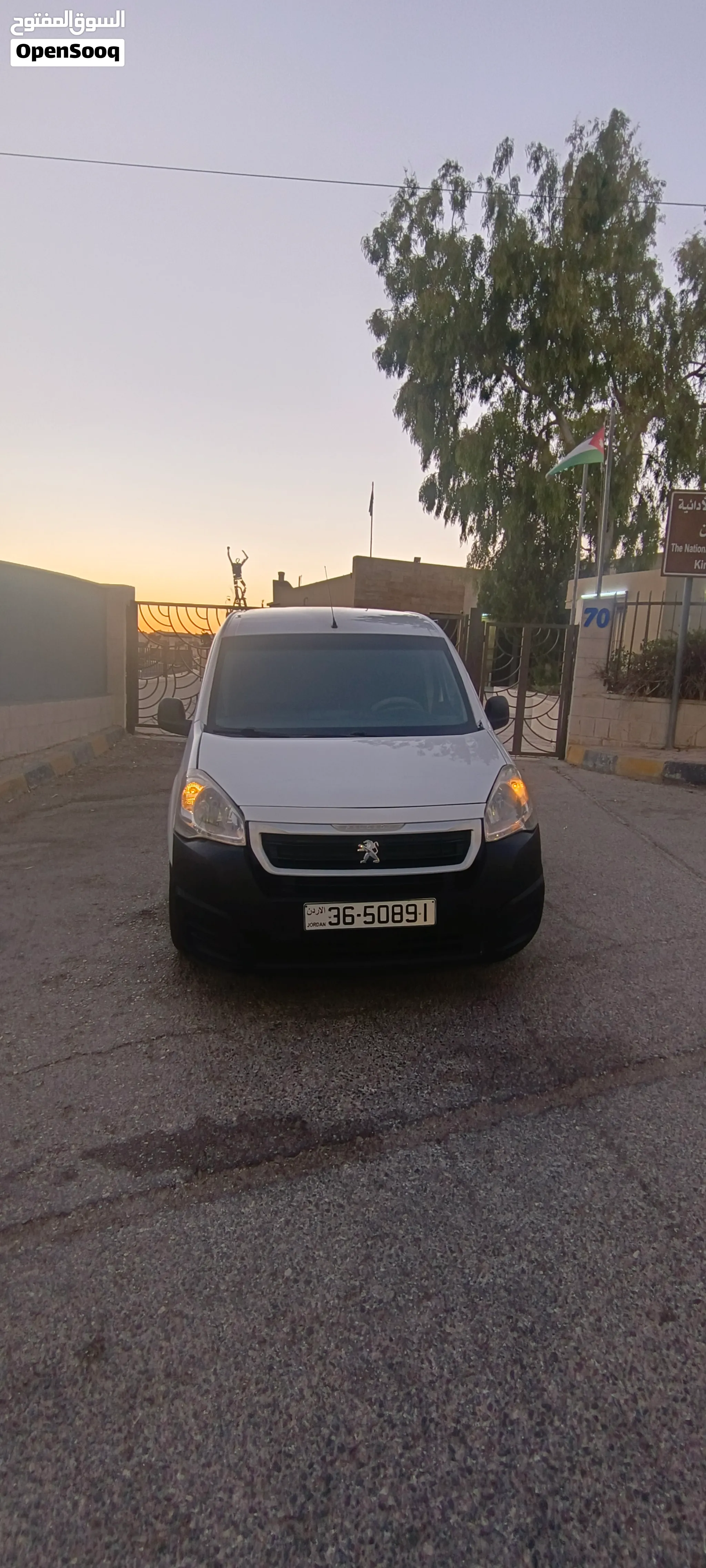 بيجو بارتنر 2019 في حاله الوكاله للبيع 4950