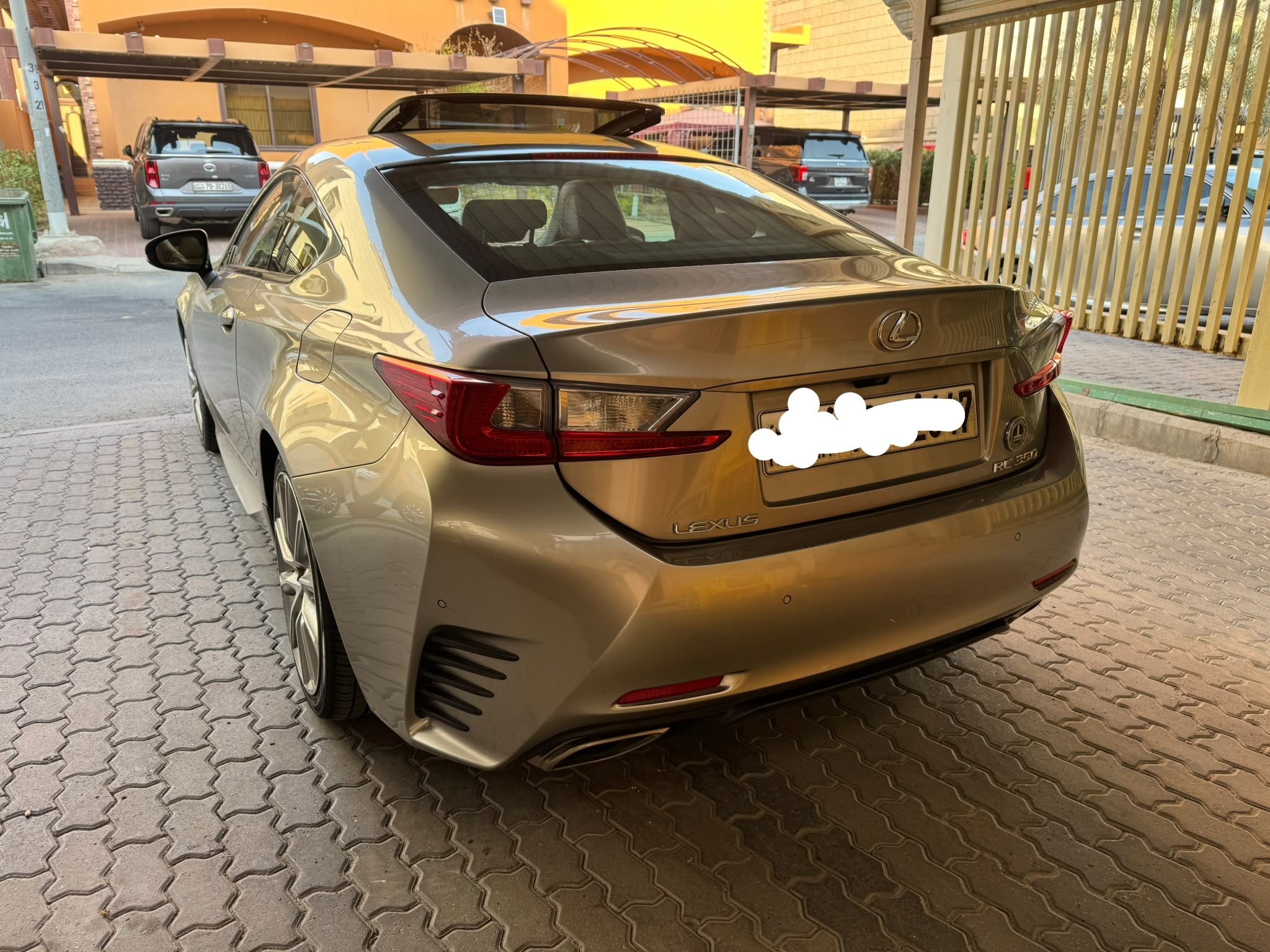 لكزس 350 RC 2016