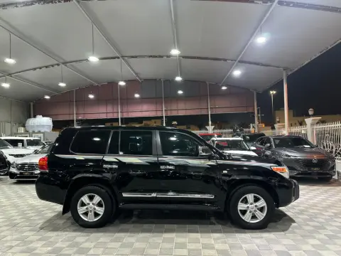 لكزس LX570 S موديل 2018 فل أوبشن وكالة البحرين
