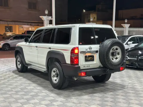 نيسان باترول سفاري فتك 2019 - حالة ممتازة