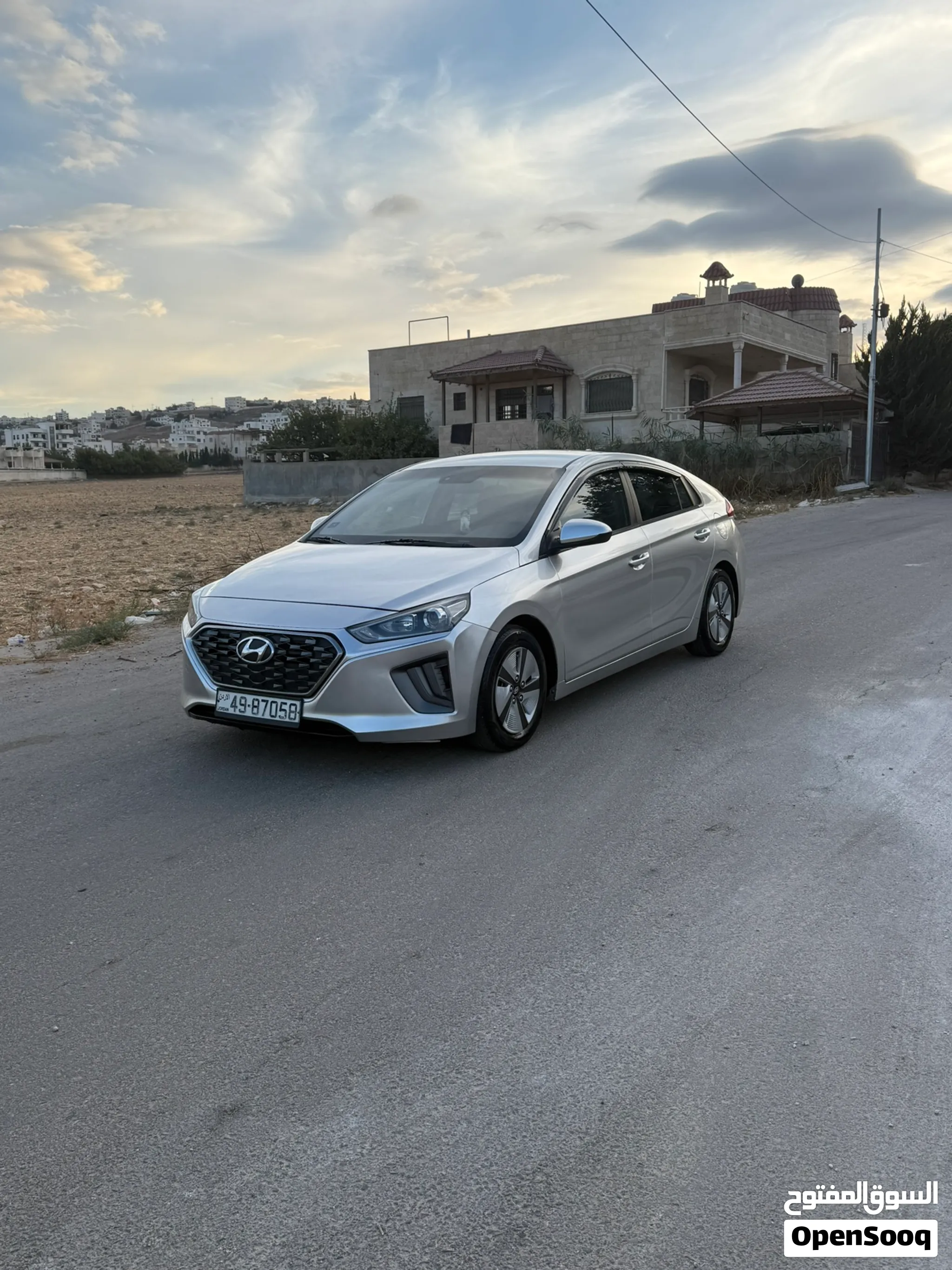 هيونداي ايونك هايبرد موديل 2019 بحاله الوكاله