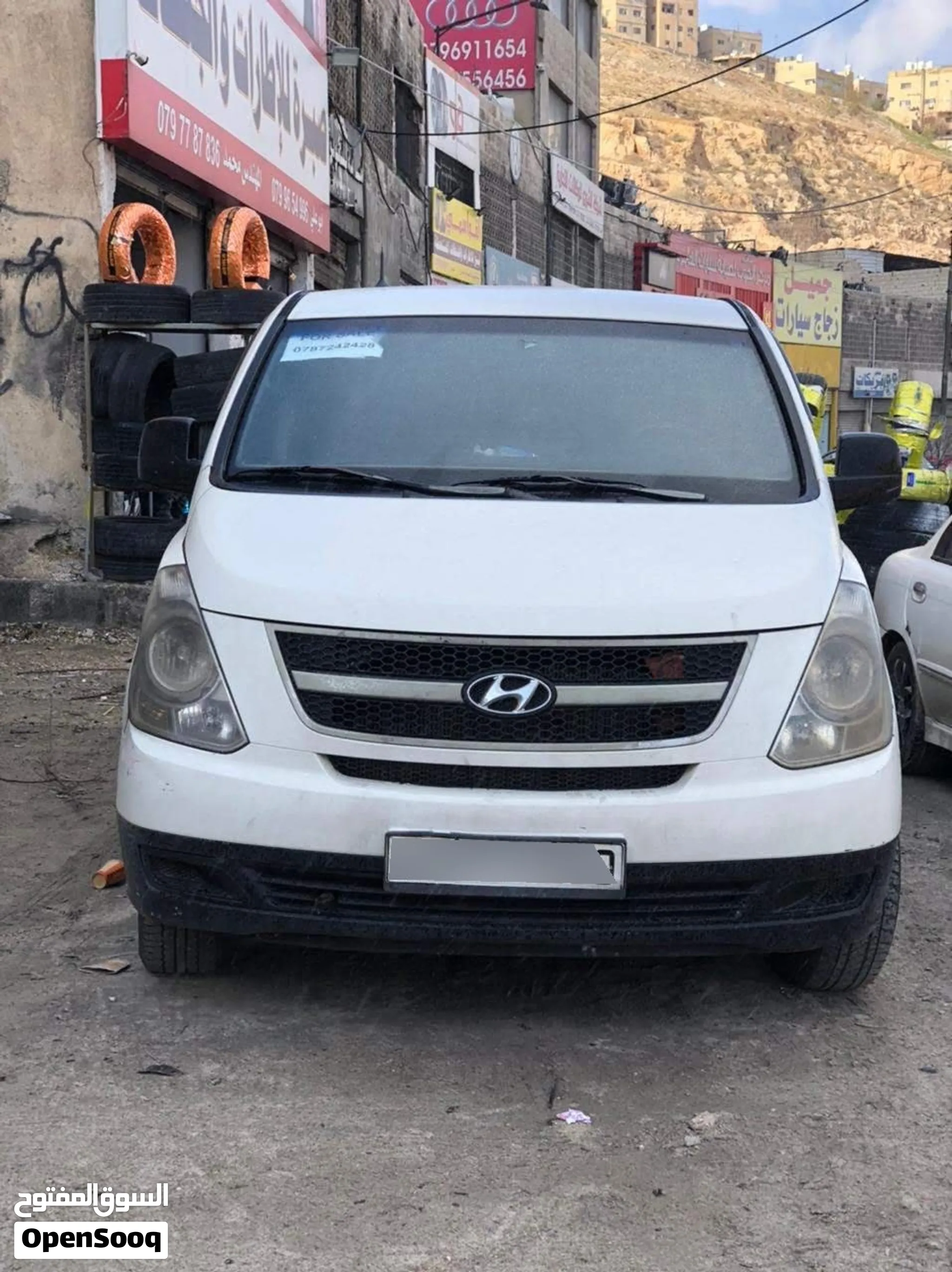 Hyundai H1 2010