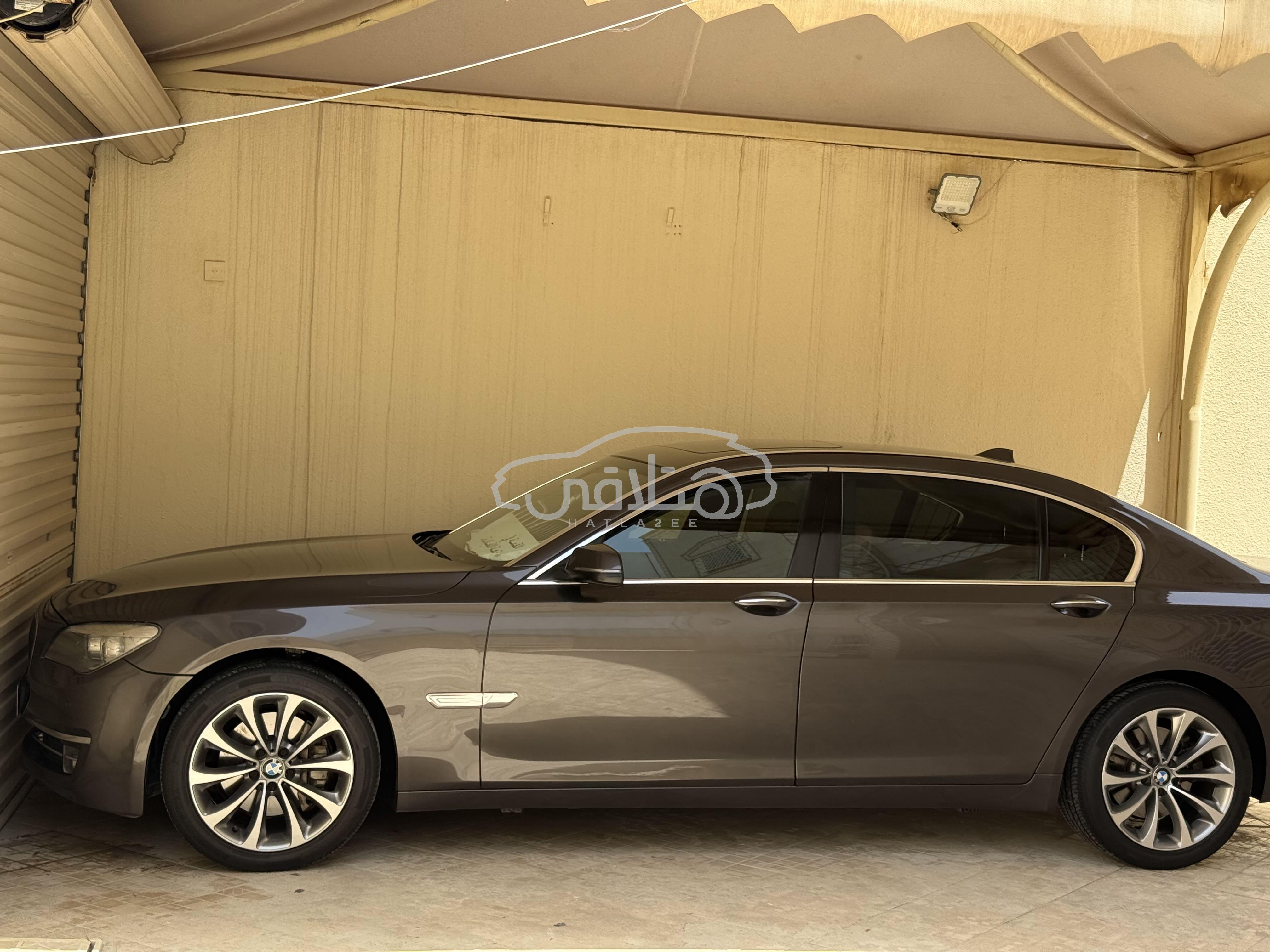 بي ام دبليو 7 Series 2015 للبيع الرياض