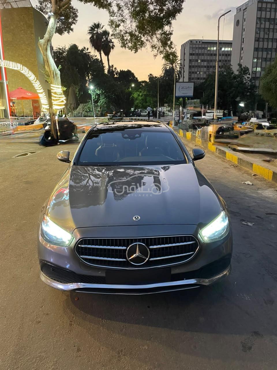 مرسيدس E 200 2021 للبيع المهندسين