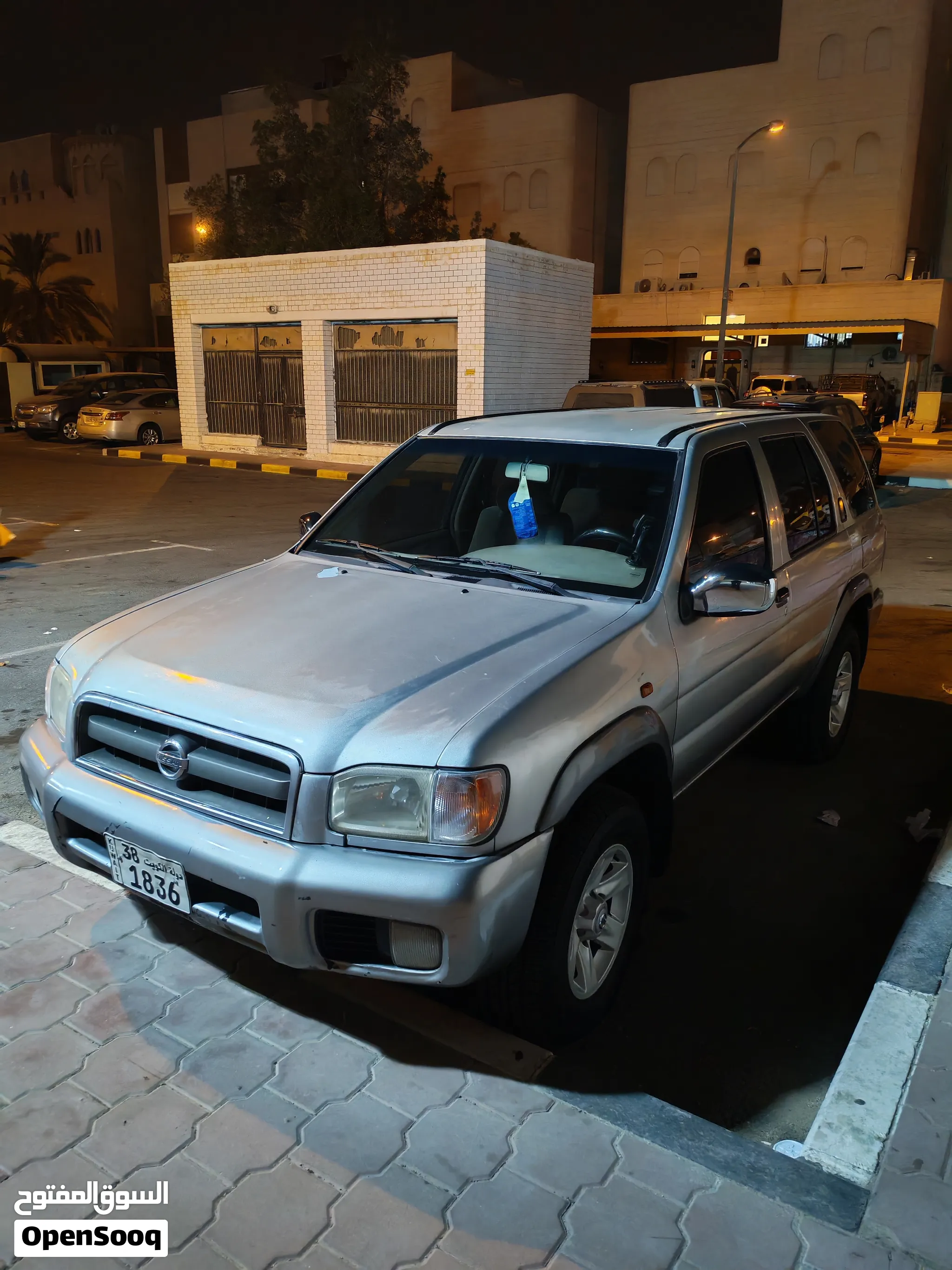 نيسان باثفايندر قير عادي 2003 للبيع