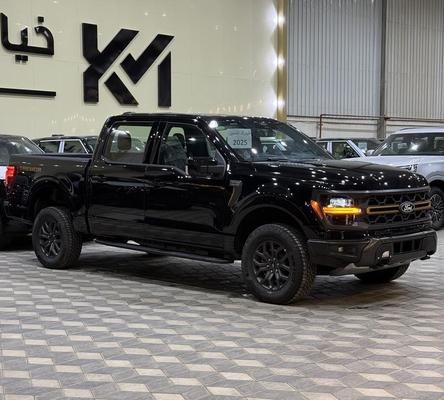 معرض خيارك المميز فورد F-150 2025 للبيع