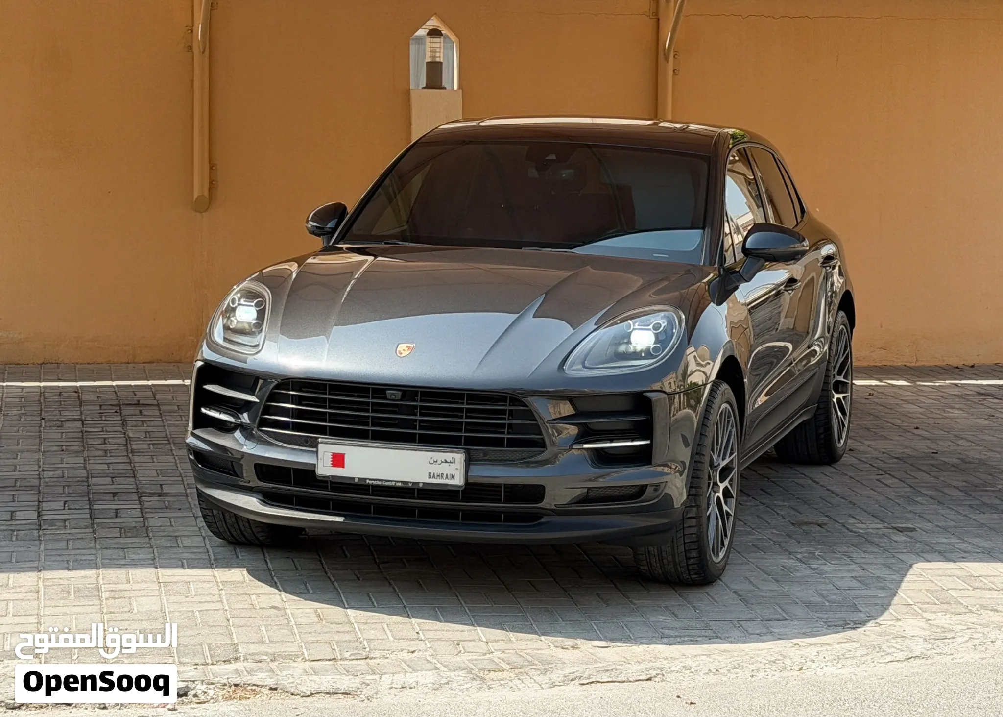 Porsche macan 2021