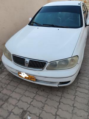 نيسان صنى 2005 للبيع صلالة