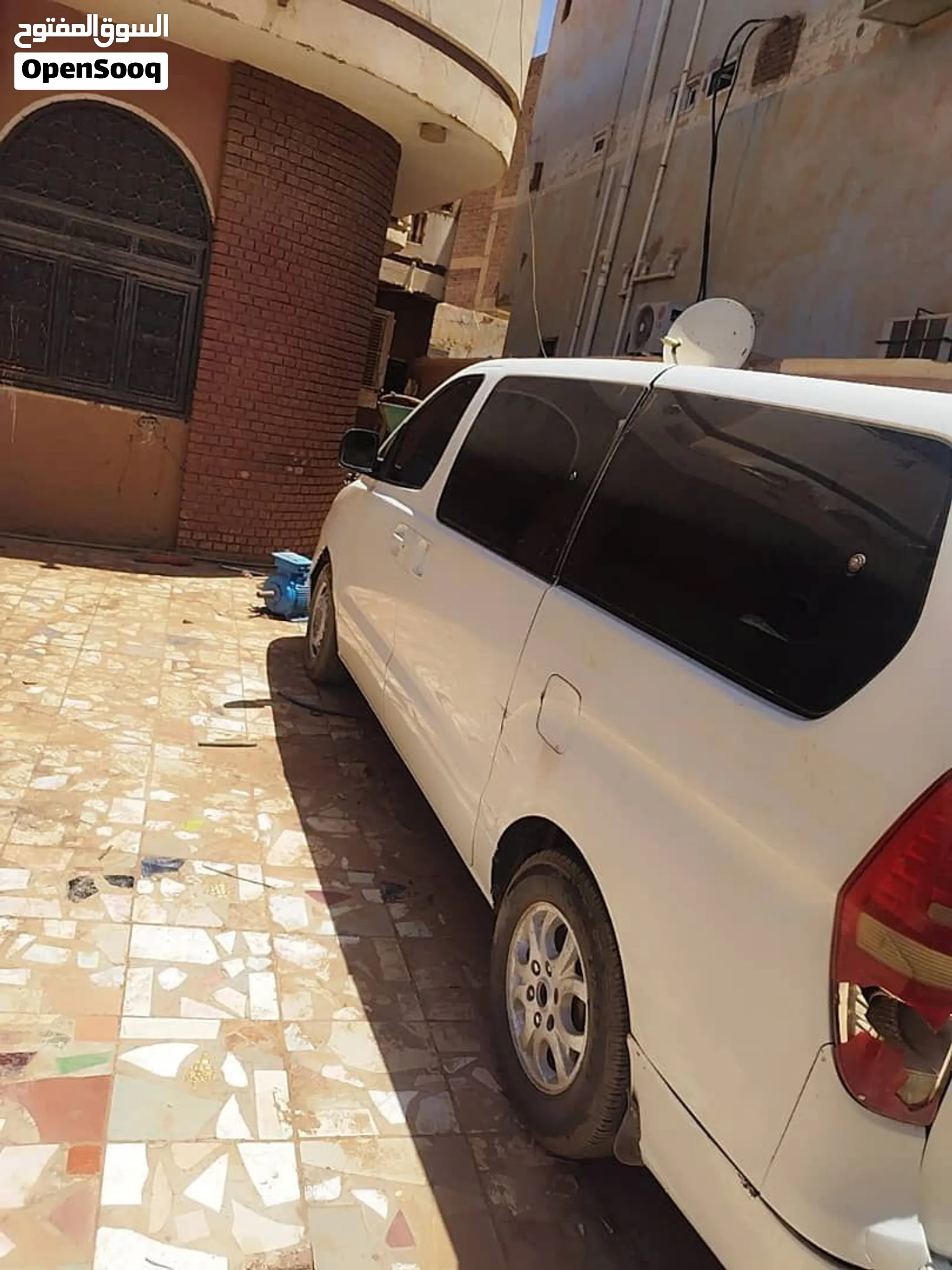 عربية هونداي H1