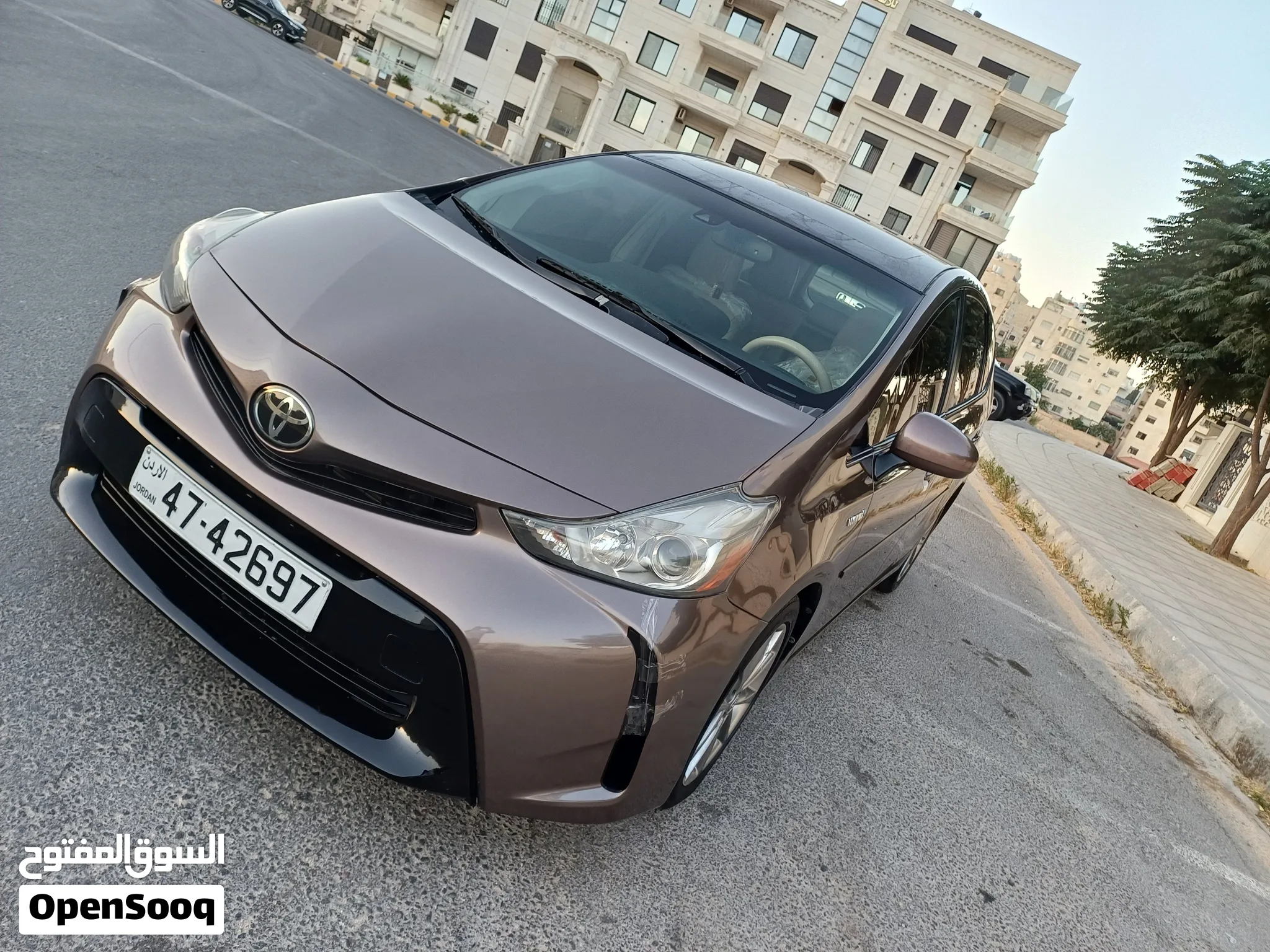 تيوتا بريوس V موديل 2017 فحص كامل فل كامل مع بانوراما