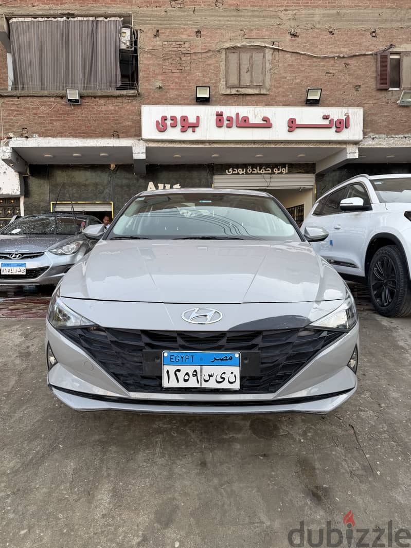 Hyundai Elantra 2021
