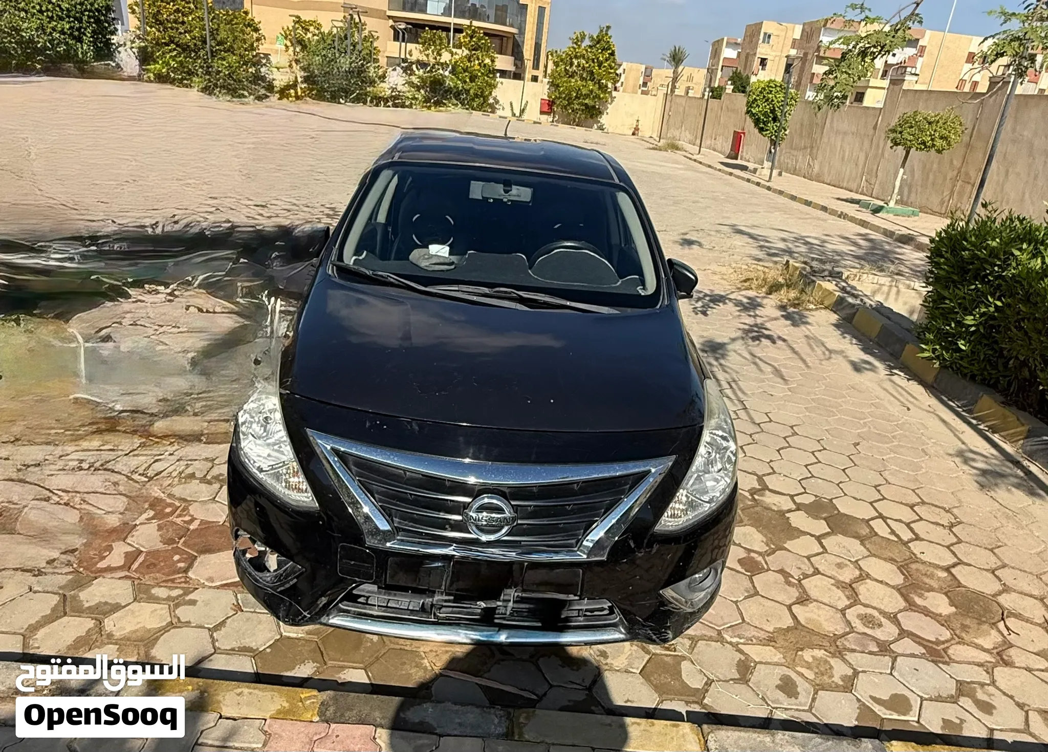 للبيع نيسان صني اسود n17