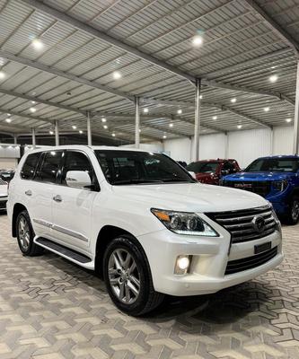 لكزس LX 570 2013 للبيع الرياض