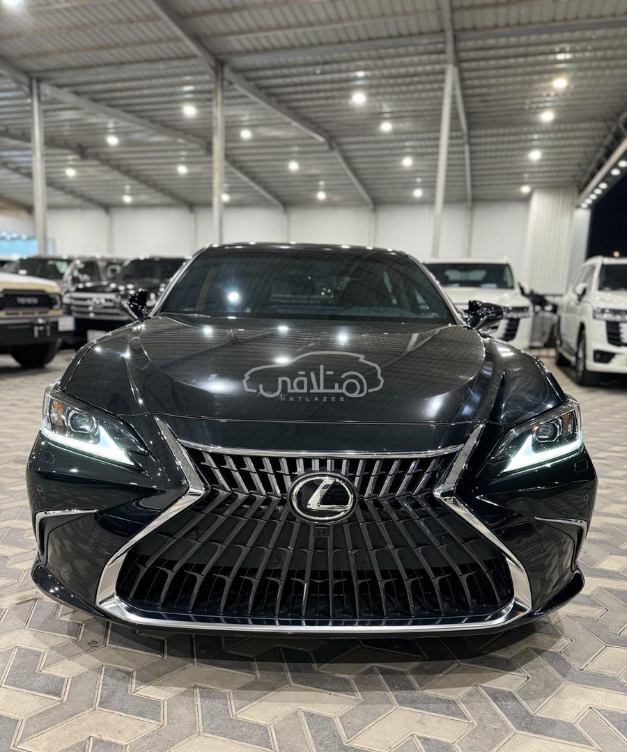لكزس ES 350 2025 للبيع الرياض