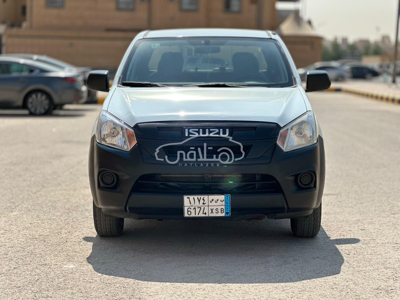ايسوزو دى ماكس 2022 للبيع الرياض