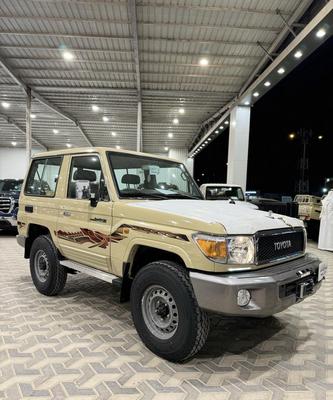 تويوتا لاند كروزر 2023 للبيع الرياض