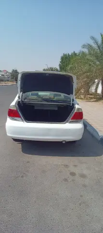 تويوتا كامري 2006 بحالة جيدة
