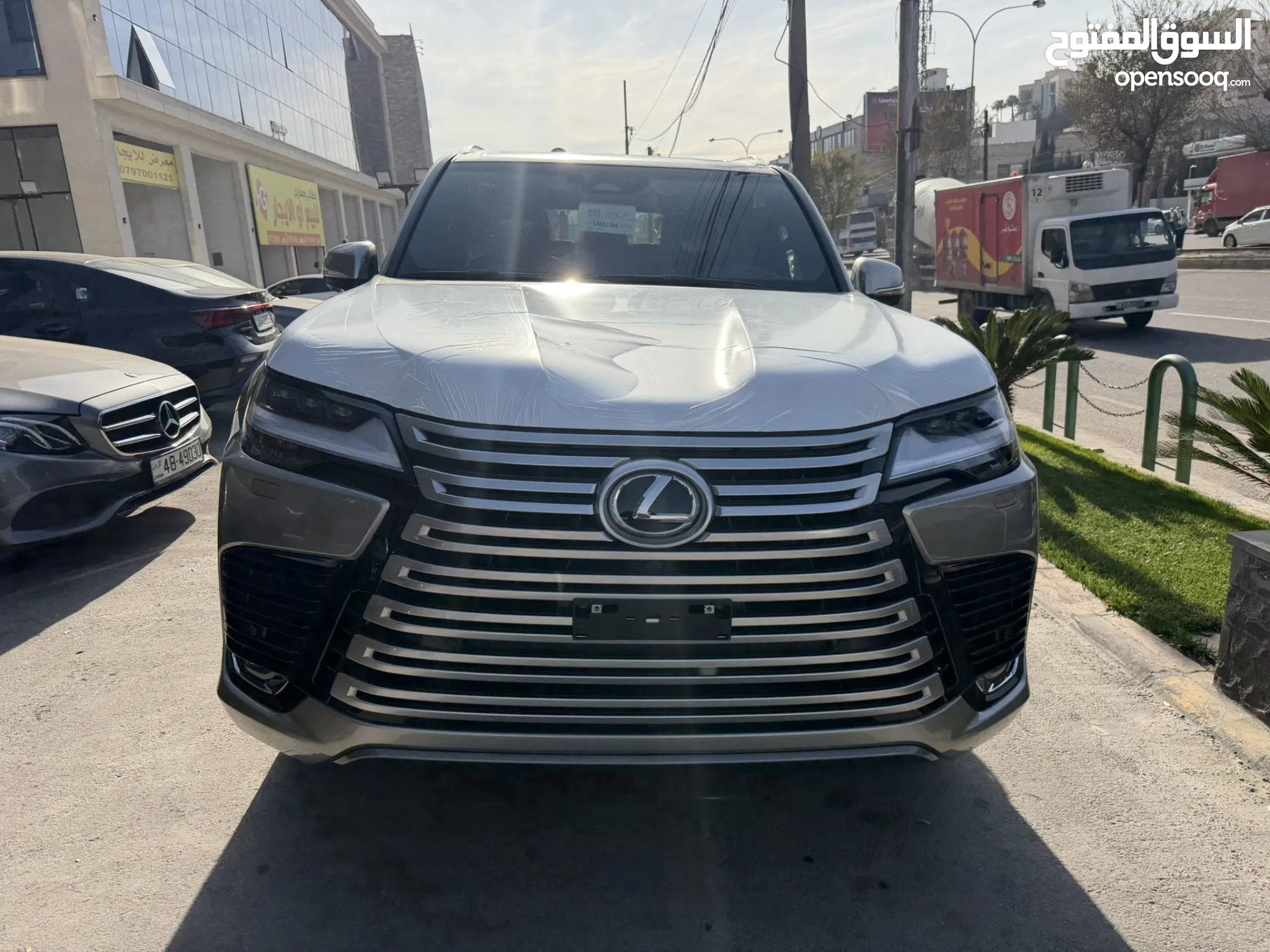 Lexus LX600 2025 زيرو وارد كفالة الوكيل