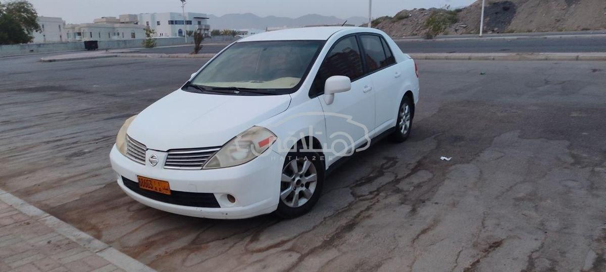 نيسان نيسان فيرسا 2010 للبيع الغبرة