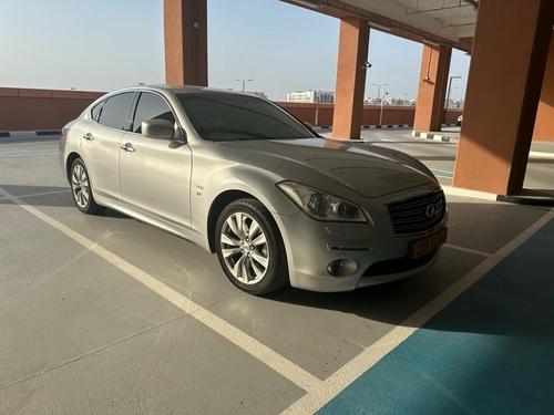 انفينيتي Q70 2016 للبيع القرم