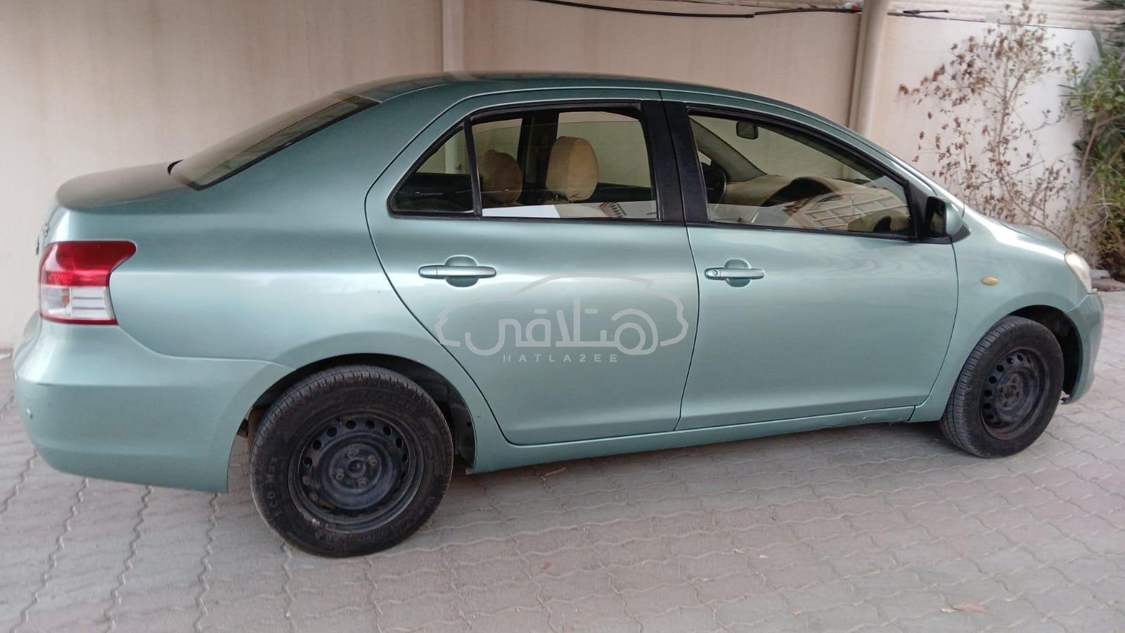 تويوتا ياريس 2008 للبيع الموالح