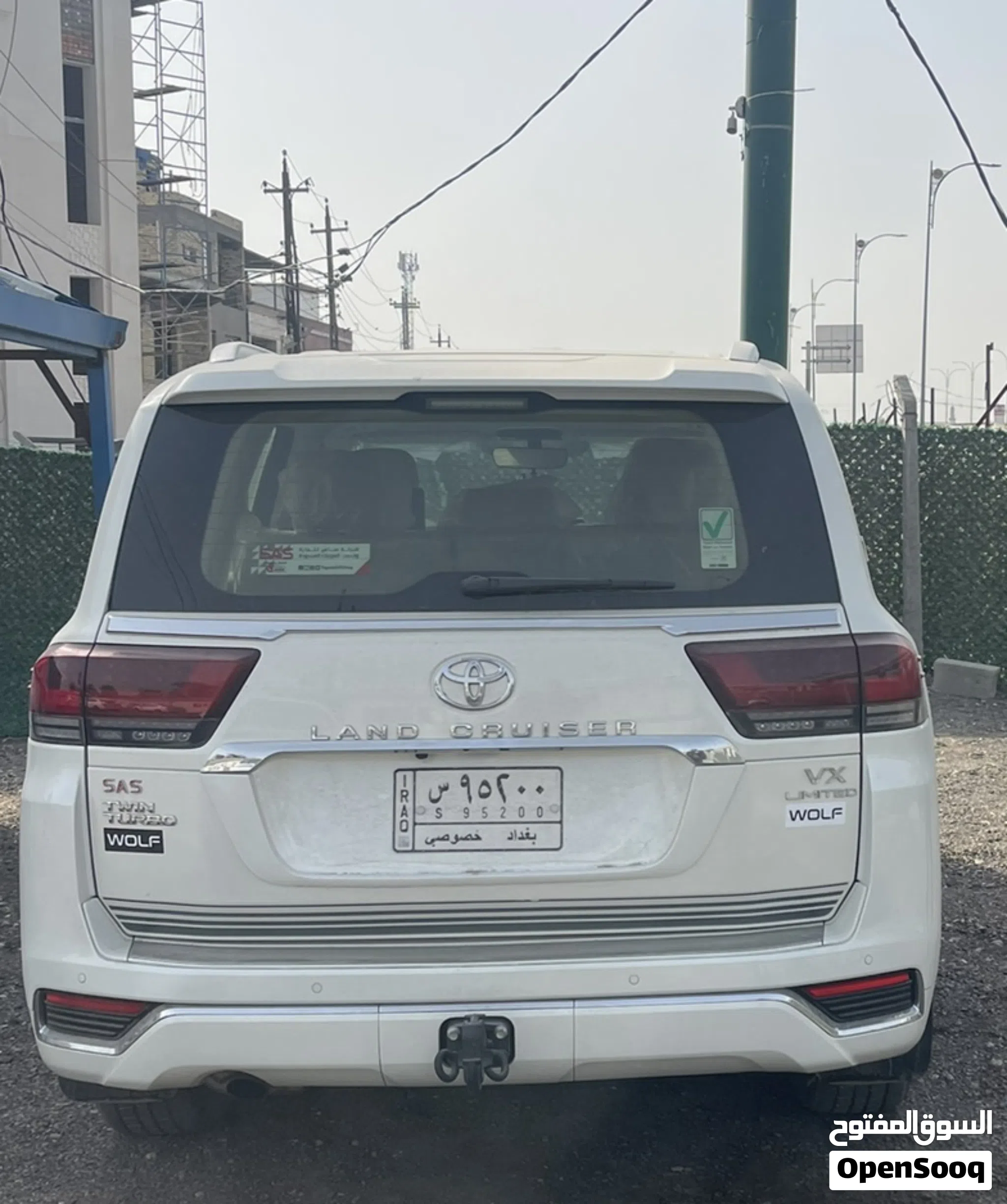 Land Cruiser 4000 VX SAS (للبيع)