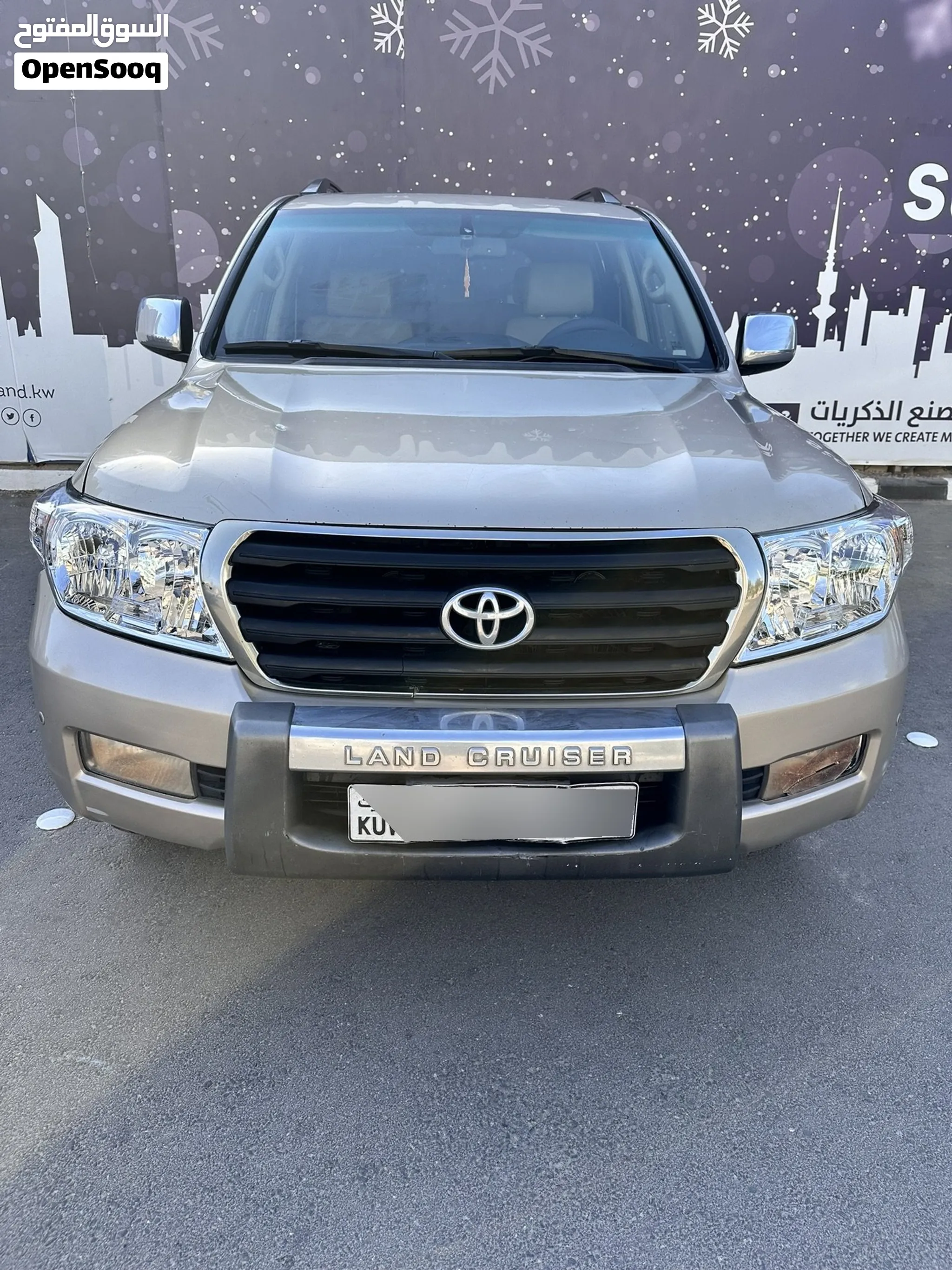 للبيع تويوتا لاندكروزر VXR 2009 – فل كامل – 8 سلندر
