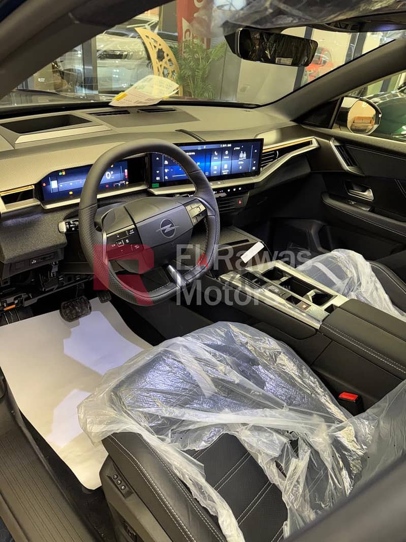 Opel Grandland Topline 2027 بالسعر الرسمى