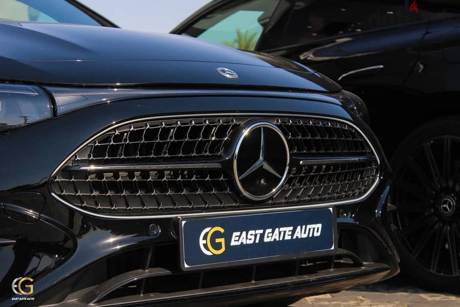 Mercedes-Benz CLA 200 2027 AMG WITH MASSAGE استلام فوري