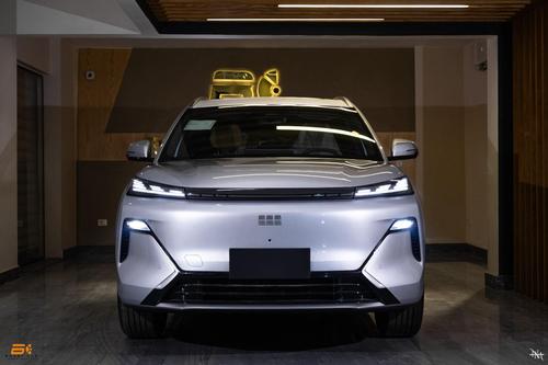 بودي كار جيلي EX5 EM-i 2027 للبيع