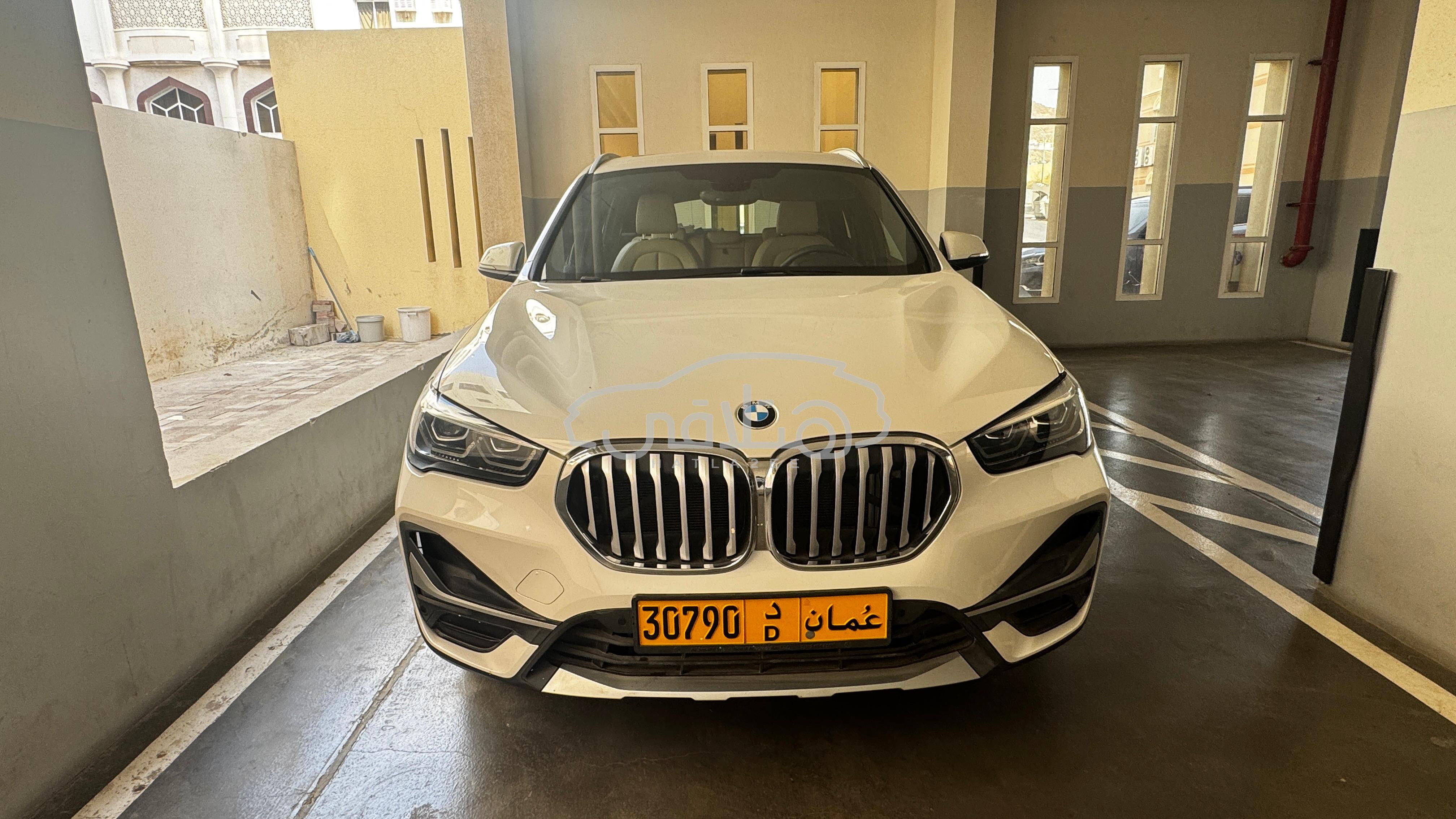 بي ام دبليو X1 2021 للبيع دارسيت